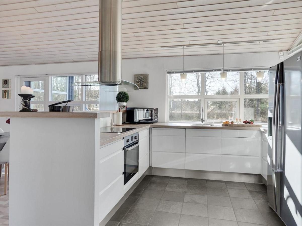 Holiday Home Ulfsten - 1-6Km From The Sea In Ne Jutland By Interhome Hals Buitenkant foto