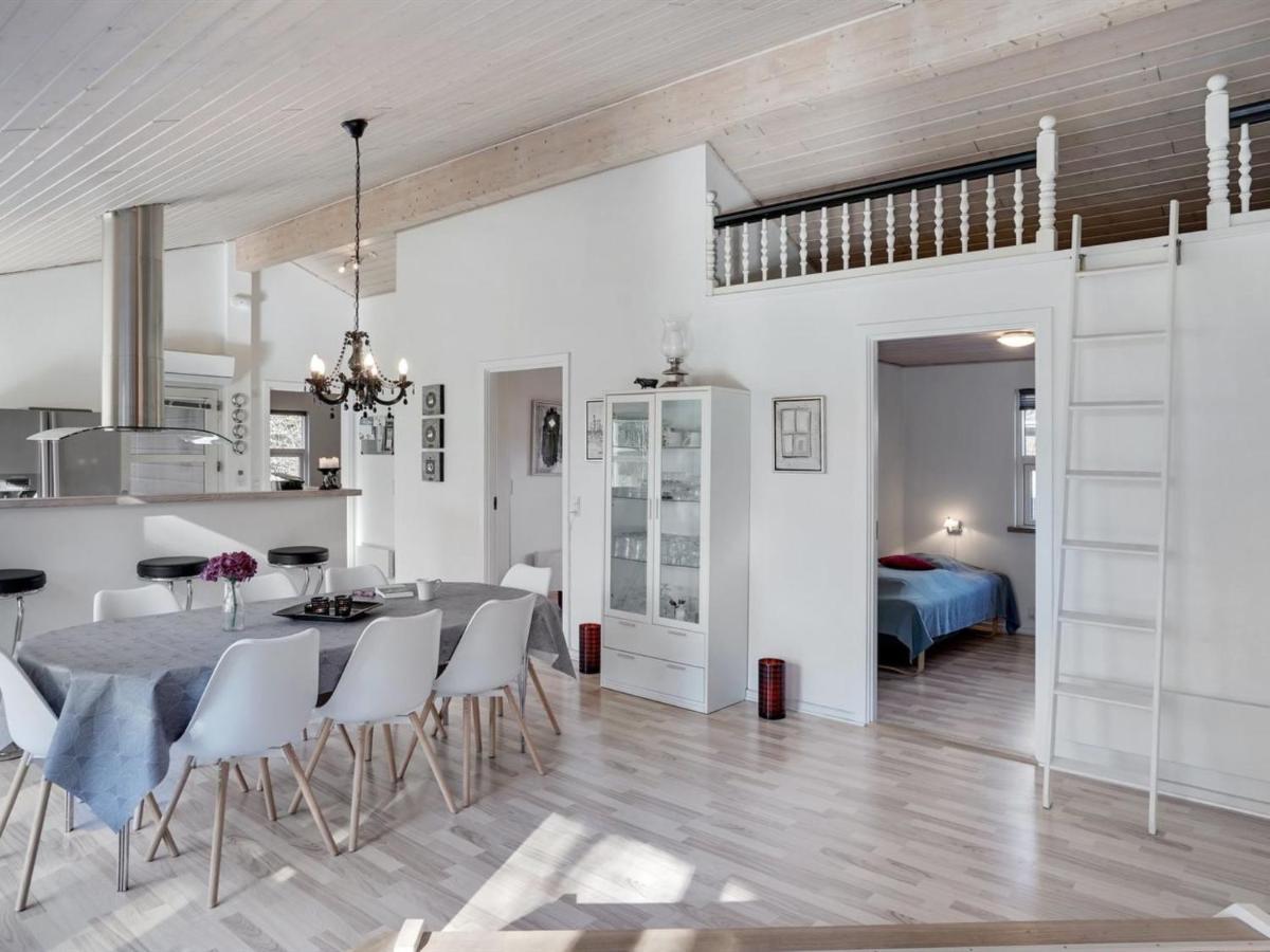 Holiday Home Ulfsten - 1-6Km From The Sea In Ne Jutland By Interhome Hals Buitenkant foto